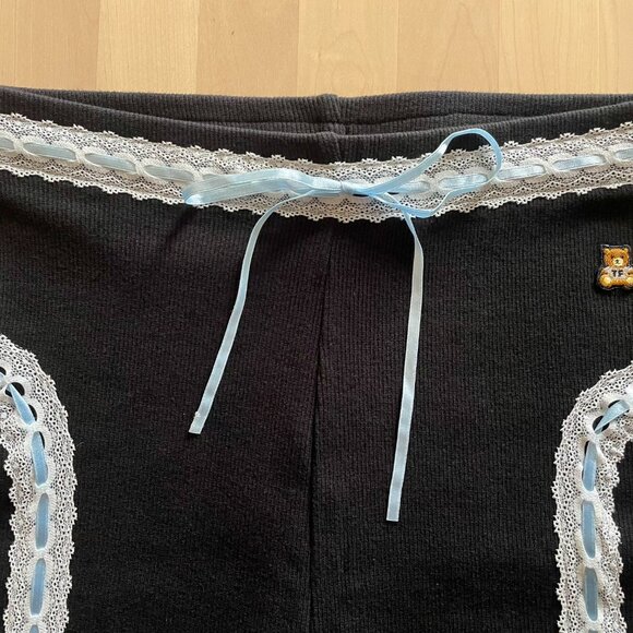 Teddy Fresh Women's Black Ribbed Bike Shorts with Ribbon size Medium NWOT NEW - Picture 2 of 7